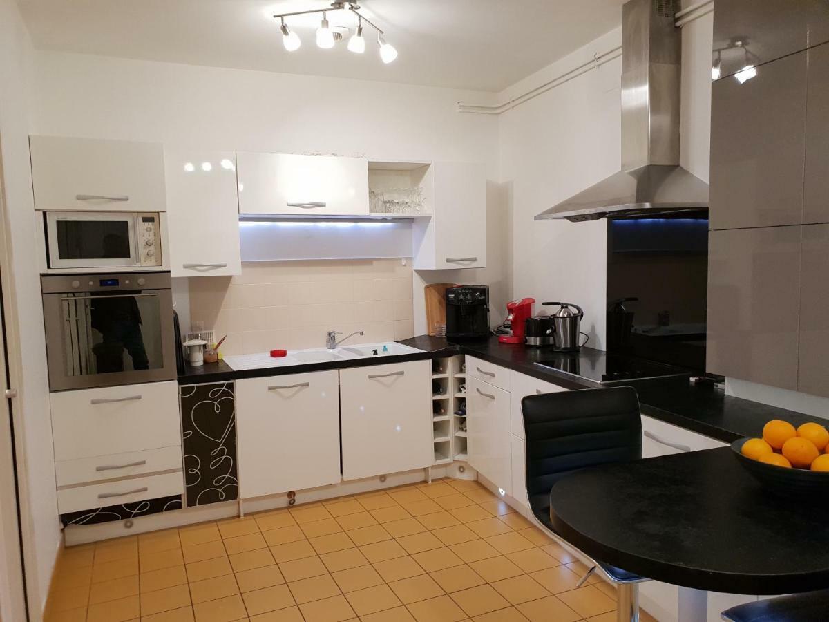 Grand Appartement En Centre Ville Metz Exterior foto